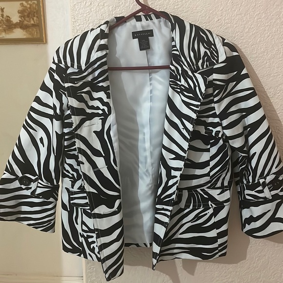Jacket - Picture 1 of 2